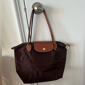 Longchamp le pliage brown M